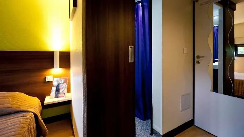 Brit Hotel Lyon Eurexpo Bron